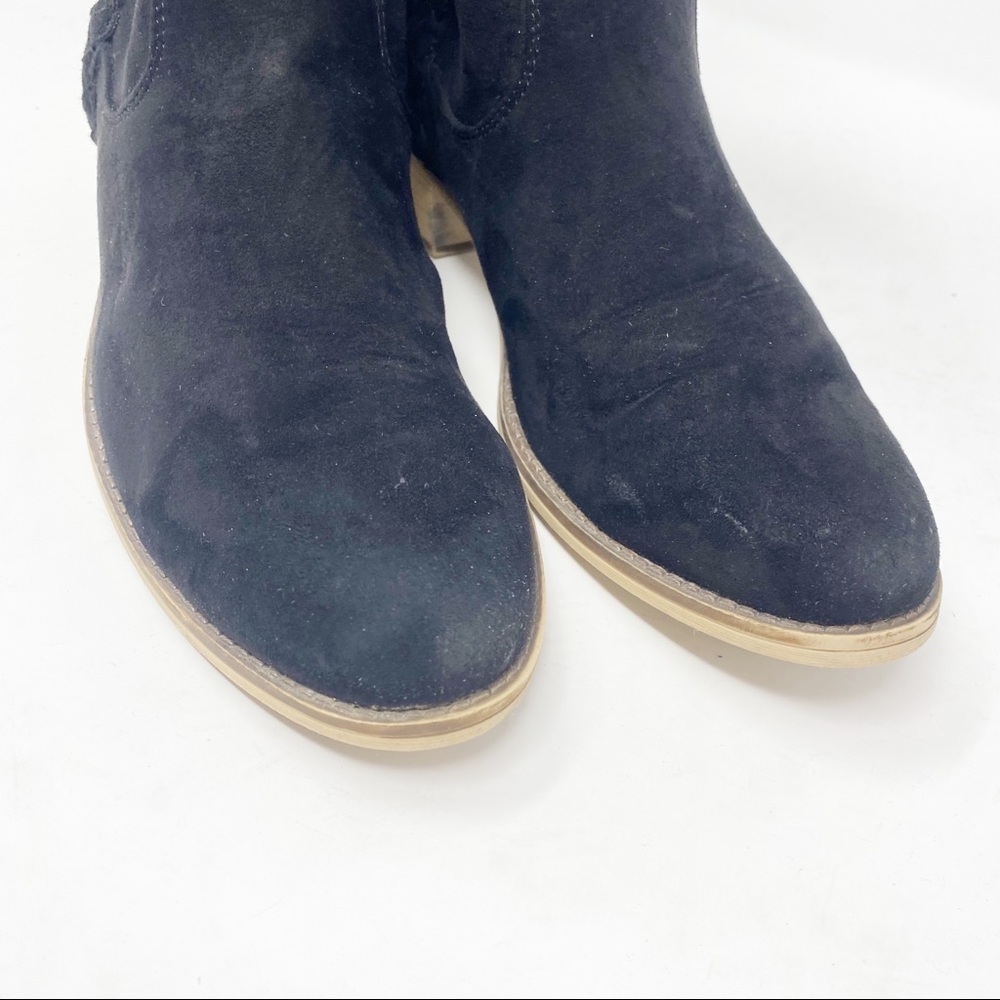💋3/$20💋 Shoe Dazzle Black Heeled Ankle Boots - Picture 2 of 9